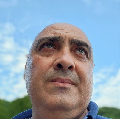  ,   Sandro, 47 ,     , c 