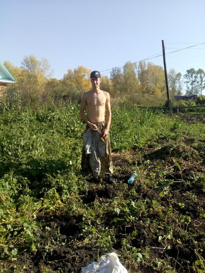  ,   Sergei, 37 ,   