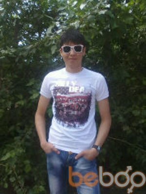  ,   Bekzod, 32 ,  