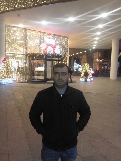  ,   Artur, 40 ,   