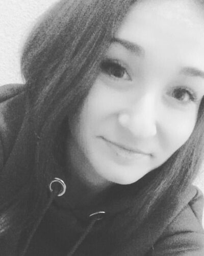  Gardony,   , 27 ,   