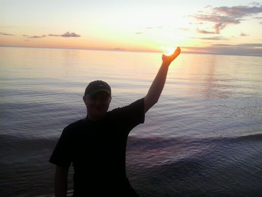  ,   Igor, 49 ,   ,   , c 