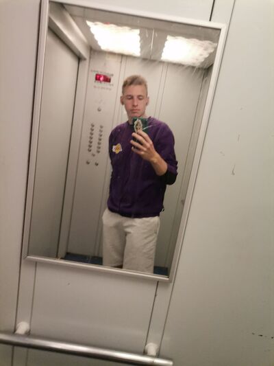  New York City,   No rekviem, 22 ,   ,   
