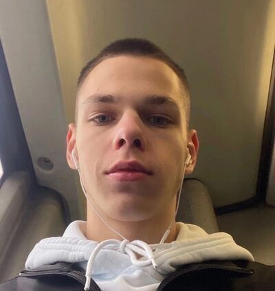  ,   Andrew, 24 ,   