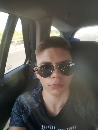  ,   Cristian, 24 ,   ,   , c 