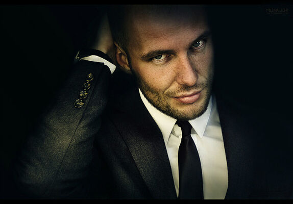  Fernando de la Mora,   Lacoste, 37 ,   ,   , c 