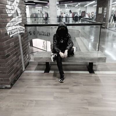   ,   YiGiT, 21 ,   ,   