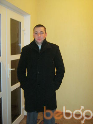  ,   Ilie, 32 ,   
