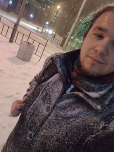  ,   Vasily, 25 ,   