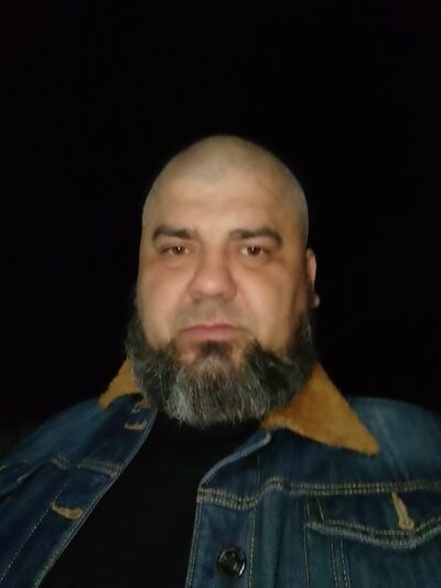  ,   Ruslan, 40 ,   ,   , c 