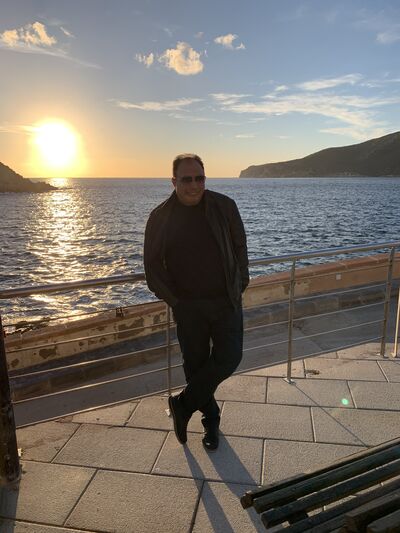  ,   Simon, 57 ,   ,   
