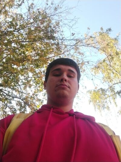  ,   Vladlen, 19 ,   ,   