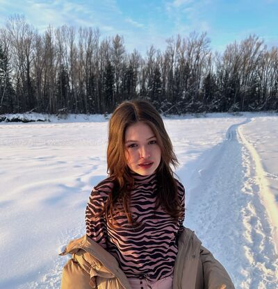  ,   Alexandra, 20 ,   