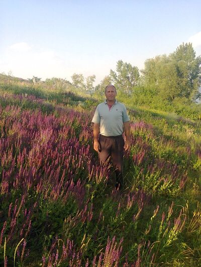  ,   Viktoriann, 61 ,   ,   , c 