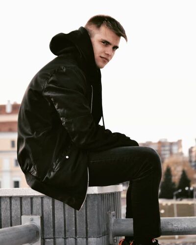  ,   Danila, 25 ,   ,   