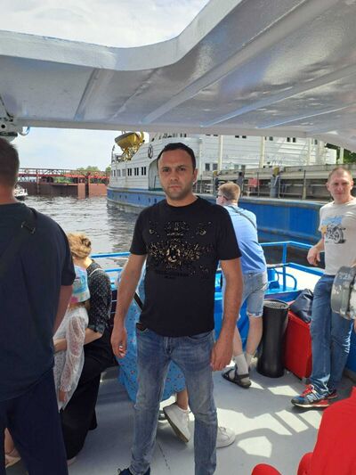  ,   Edqar, 38 ,   ,   