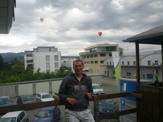  ,   Wov4ik, 42 ,  