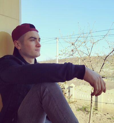  ,   Andrei, 25 ,   ,   , c 