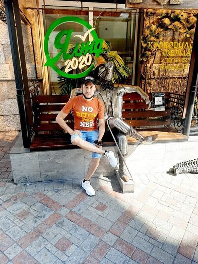  ,   Ruslan, 32 ,   ,   , c 
