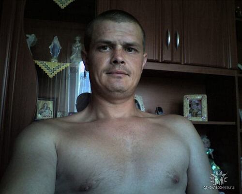  ,   Vanja, 44 ,   