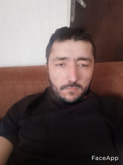  ,   Bek, 33 ,   ,   , c 