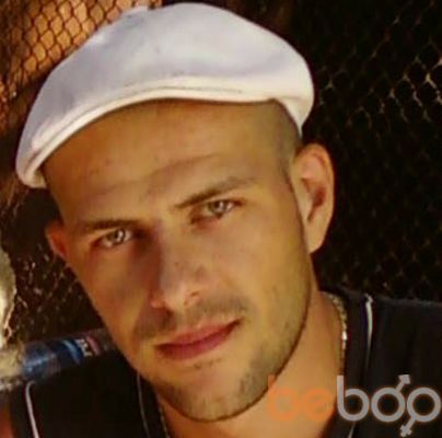  ,   Alex, 39 ,   