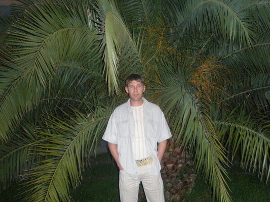  ,   Sergey, 52 ,   ,   
