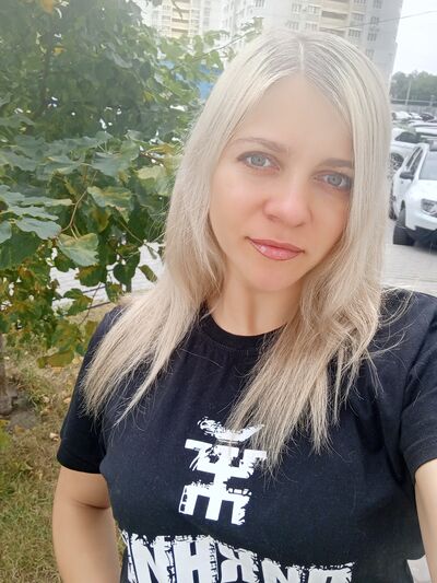  ,   Julie, 36 ,   ,   , c , 