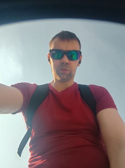  ,   Sergio, 38 ,   ,   