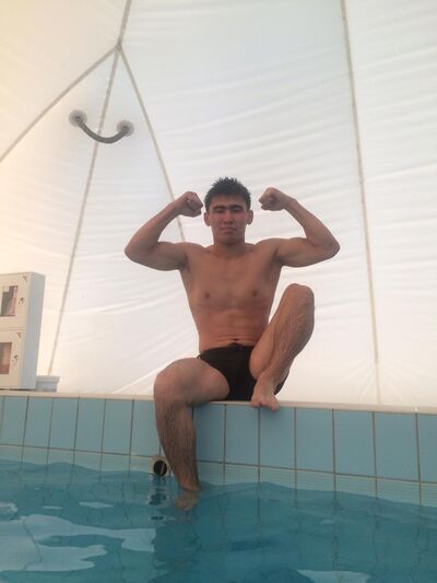  ,   Nurzhan, 32 ,   ,   , c 