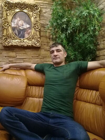  ,   Rus, 44 ,   