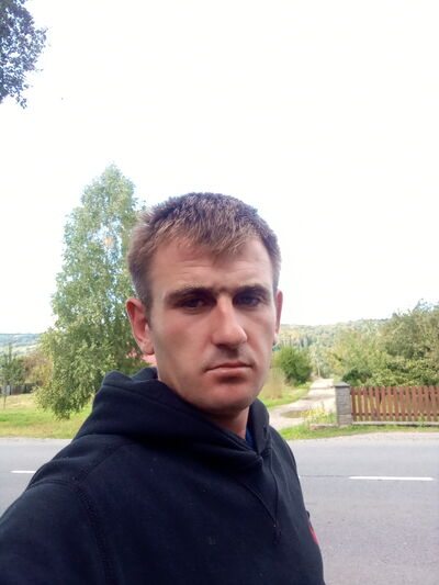   ,   Roman, 34 ,   ,   