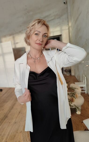  Acala del Rio,   , 44 ,     , c 