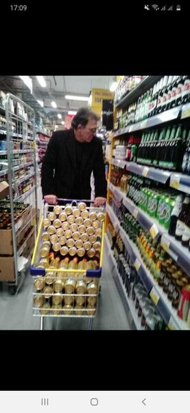  ,   Valer, 57 ,   ,   
