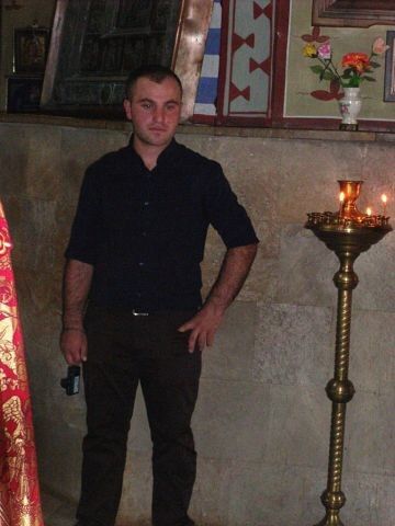  ,   Irakli, 33 ,   