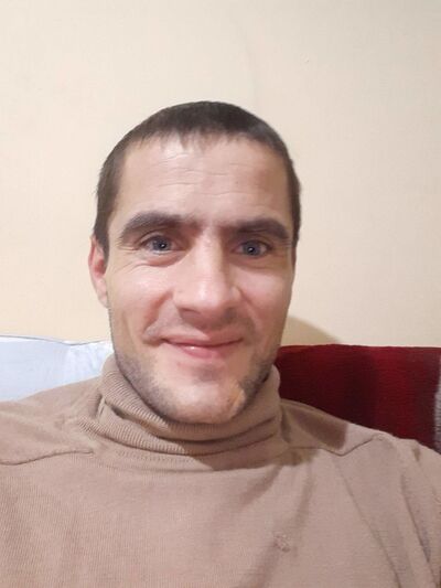  ,   Ruslan, 44 ,   ,   , c 