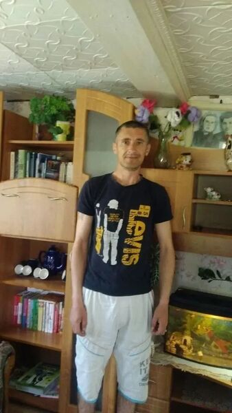  ,   Zhenya, 47 ,   ,   