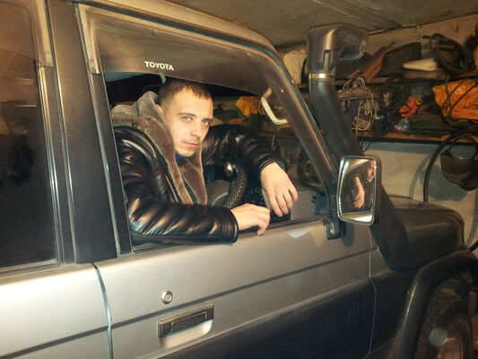  ,   Leon, 36 ,   ,   , c 