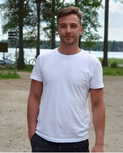  ,   Hayk, 33 ,   ,   