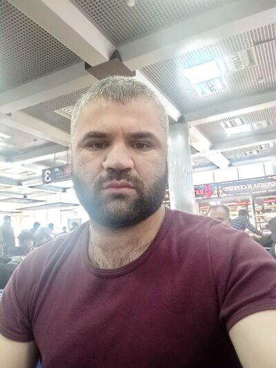  ,   Ruslan, 38 ,   ,   