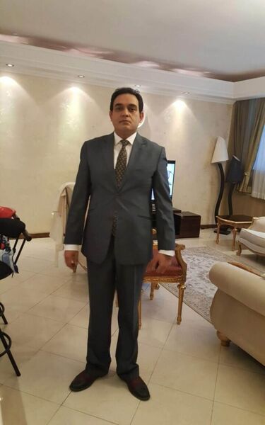  New York City,   Alireza, 45 ,   ,   