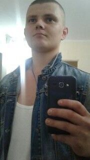  ,   David, 25 ,   