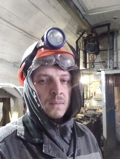  -,   Viktor, 43 ,   ,   , c , 