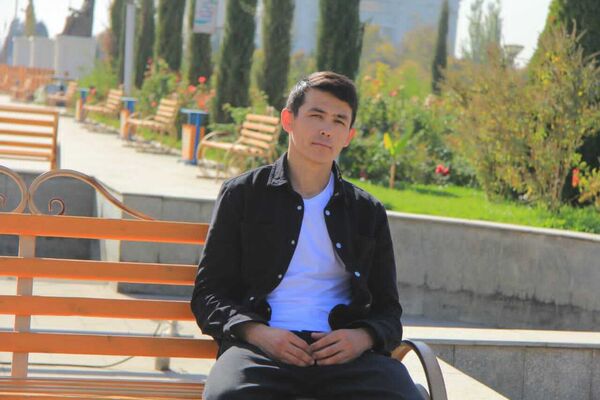  ,   Zokir, 29 ,   ,   