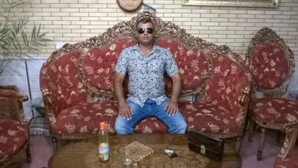  ,   Kamal, 41 ,     , c 