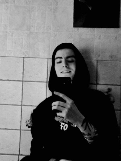  ,   Stas, 27 ,   ,   