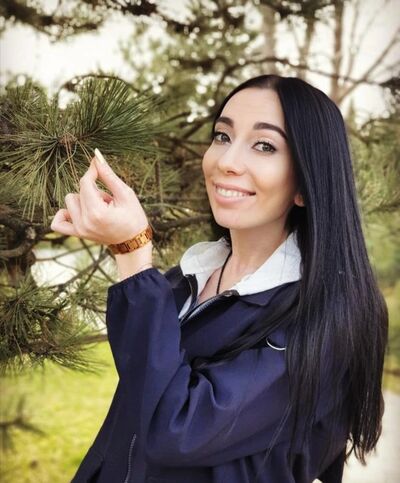  ,   Dasha, 38 ,   