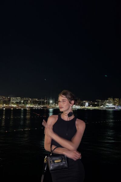  -,   , 25 ,   