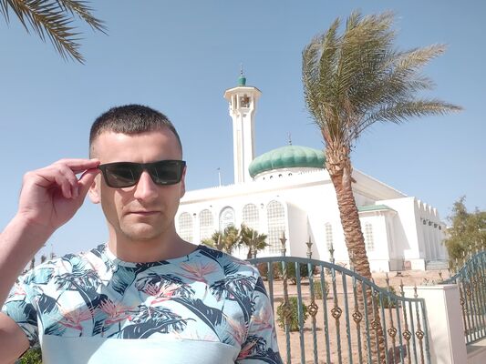 ,   Nick, 33 ,   ,   