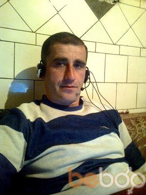  ,   Vako, 48 ,   